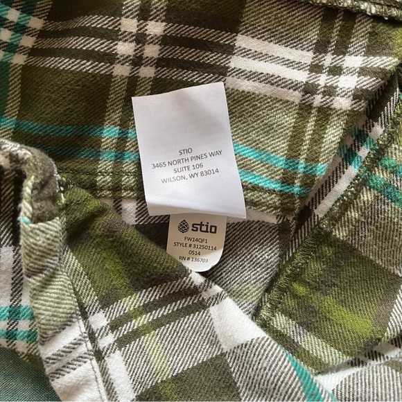 👔 Stio Women’s Willow Flannel Shirt - Picture 6 of 7